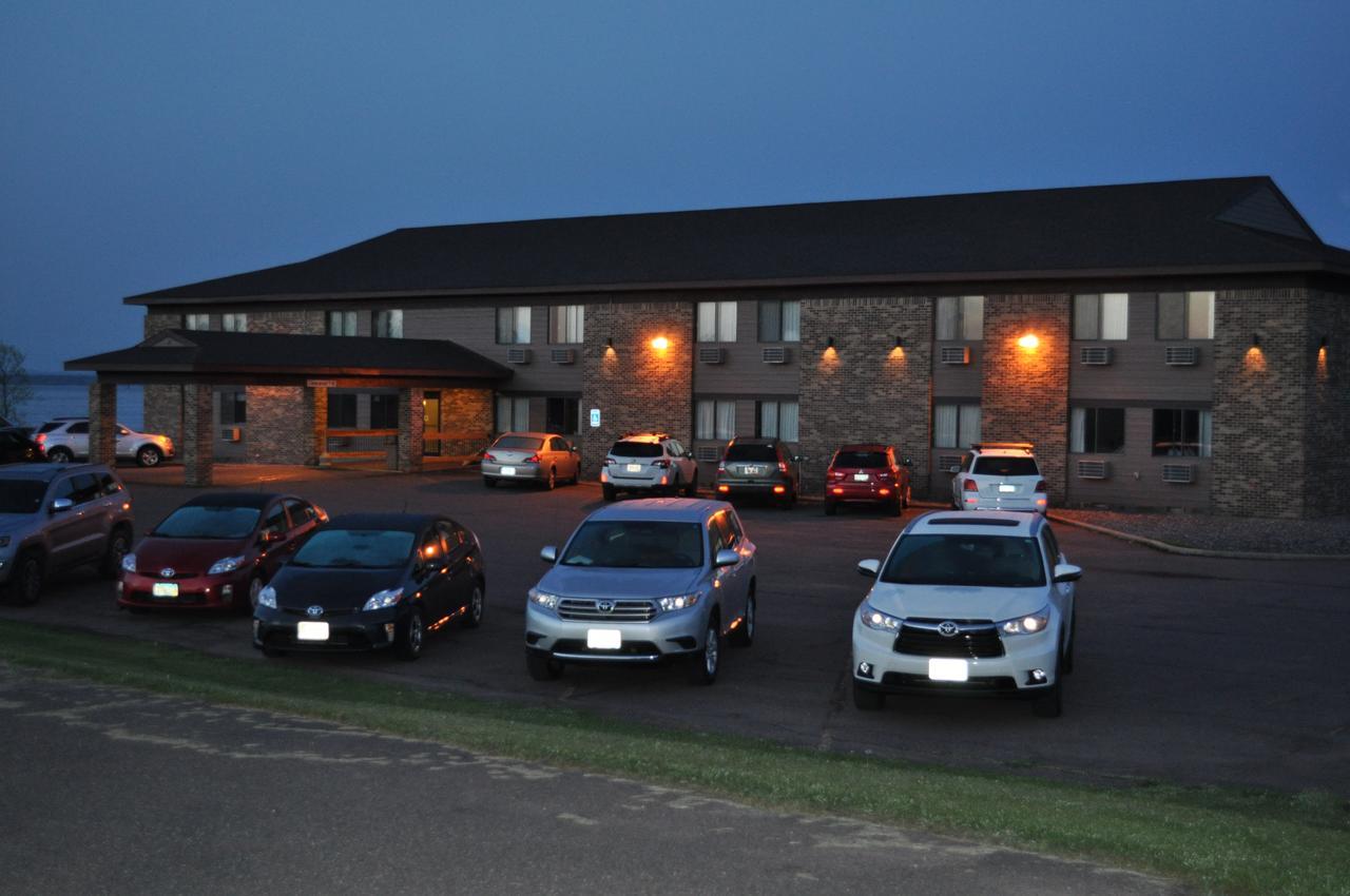 The Washburn Inn Exterior photo